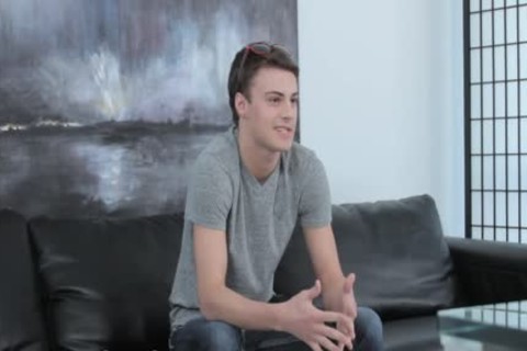 Hunter Page nailed At First homosexual Porn try-out