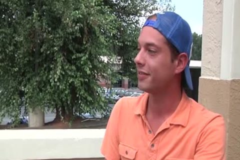 Caden Grey Has Two gay allies To have a fun