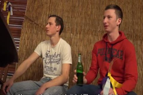 5 friends raw Easter jerk off Party'
Data-thumbnail=