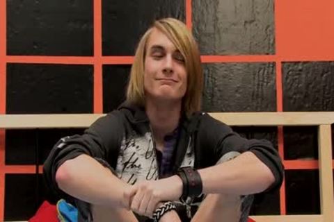 Preston Andrews loves To Show Off His wanking Technique