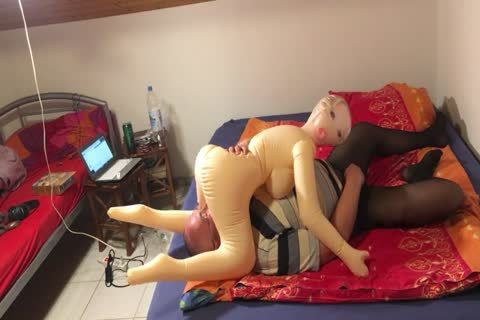 I'm kissing The cream mouth Of My Rubbber Doll.