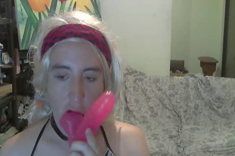 slutty CD kissing Pink fake penis