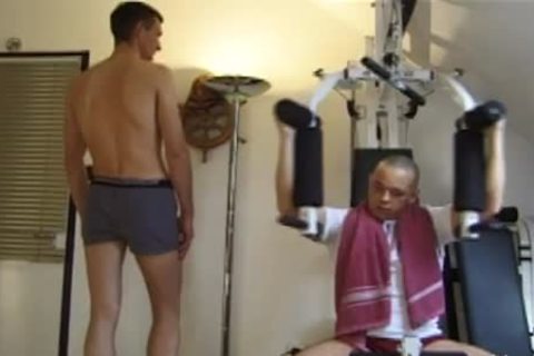 lascivious men Have A wicked poke At The Gym