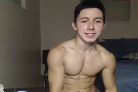 slutty Muscle Hunk On webcam